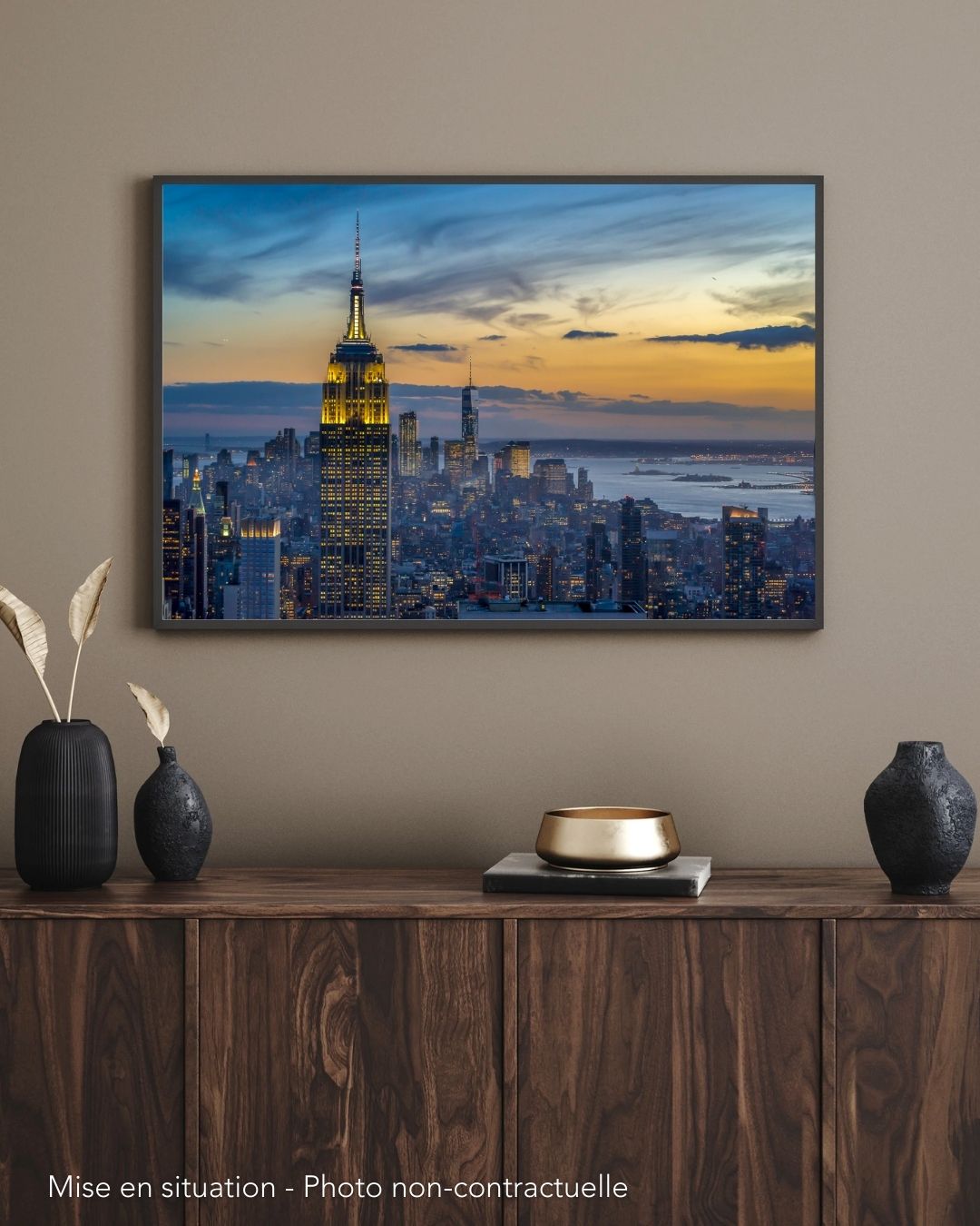 sunset over the empire state building. New York – Image 3