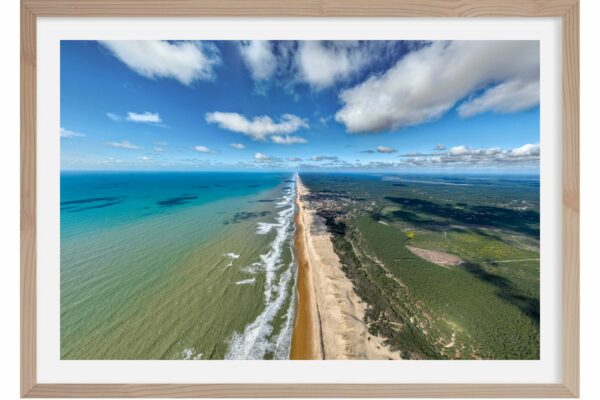 Trait de côte. Lacanau. France
